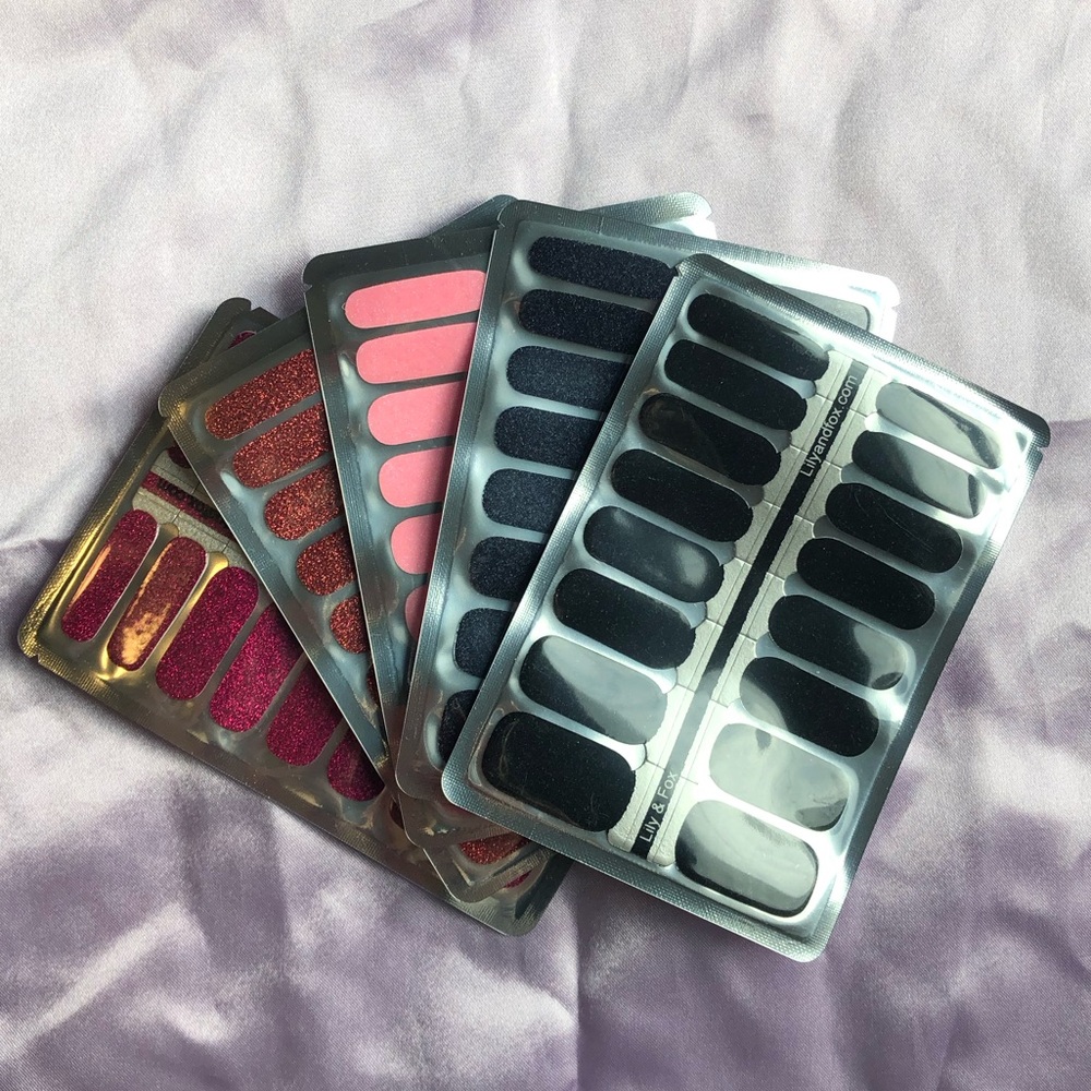 NIB | Lily and Fox | Set of 5 | Nail Wraps | Glitter, Black, Navy, Cherry, Pink